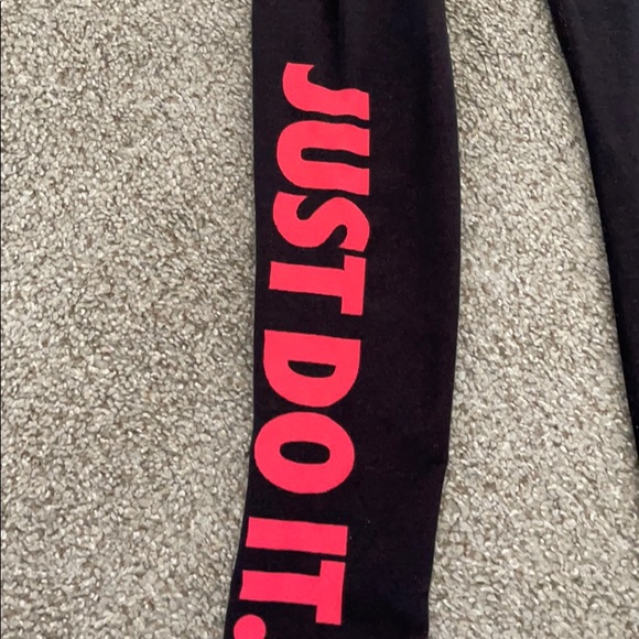 Nike leggings - Picture 2 of 3